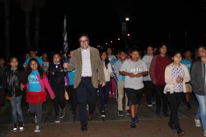 Students and Professor Robert Krut Attend the Letter Exchange Campus Event